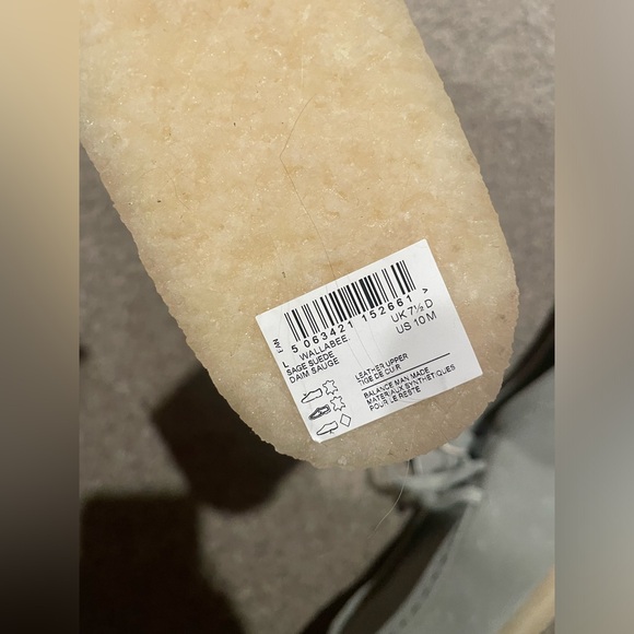 Clark’s Wallabee Beaded Shoes - Picture 8 of 9